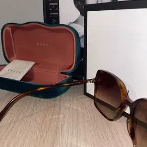 GUCCI Brown Shaded Square Sunglasses ☀️ Square metal sunglasses in brown shaded lens | GUCCI® US main image 3
